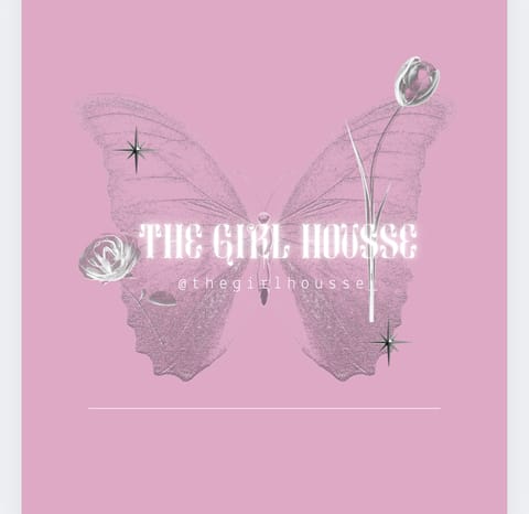 The Girl Housse